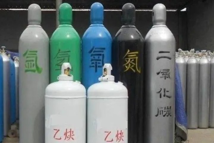 氧气瓶、乙炔气瓶为什么会爆炸？注意点来了！
