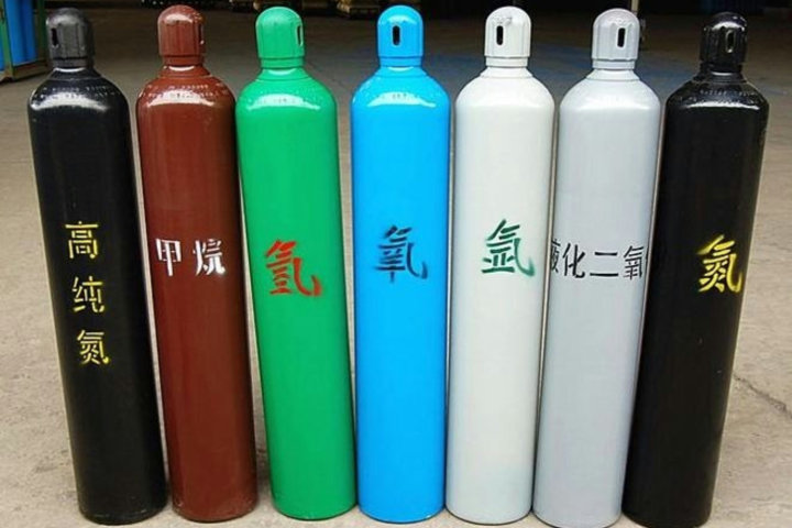 室内外气瓶存储规范与操作指南
